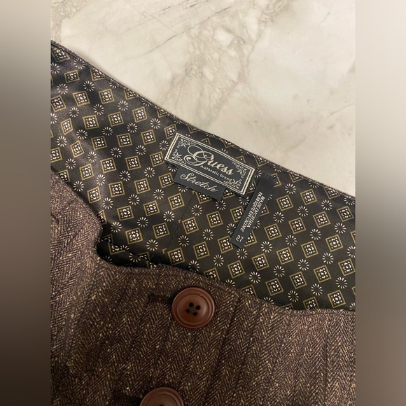 Vintage Guess Miniskirt - Picture 2 of 6